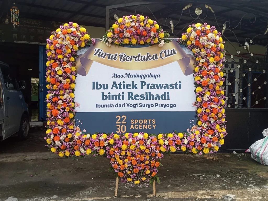 Bunga Papan Full Samping Mahkota